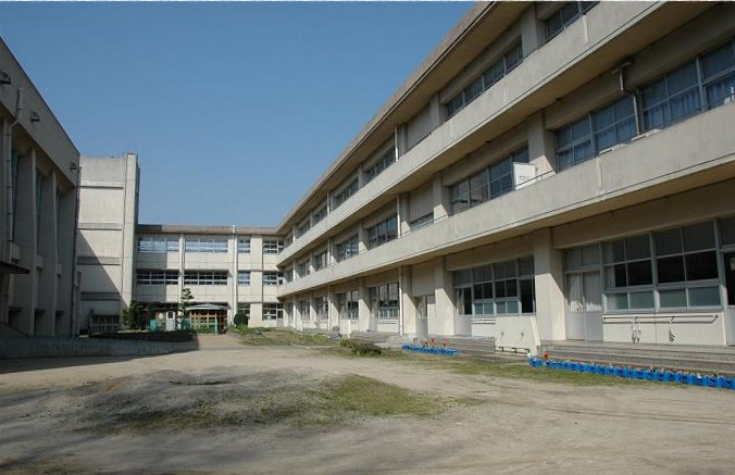 太宰府東小学校_a0042310_1825253.jpg