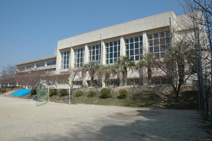 太宰府東小学校_a0042310_18261250.jpg