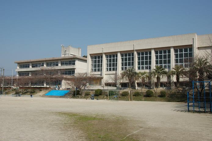 太宰府東小学校_a0042310_18263746.jpg