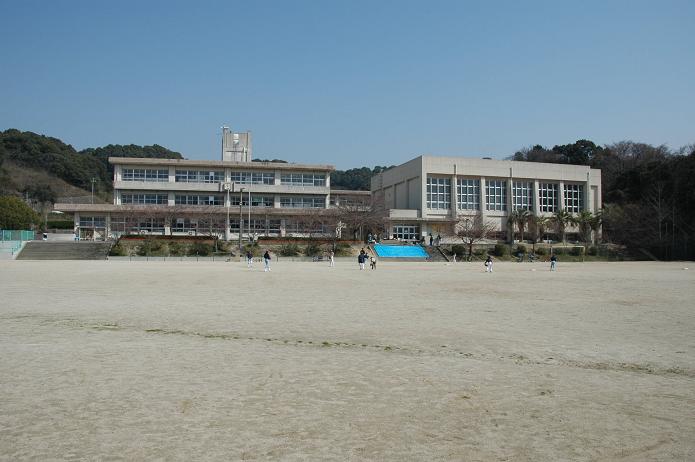 太宰府東小学校_a0042310_18271964.jpg