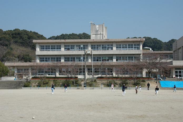 太宰府東小学校_a0042310_1827223.jpg