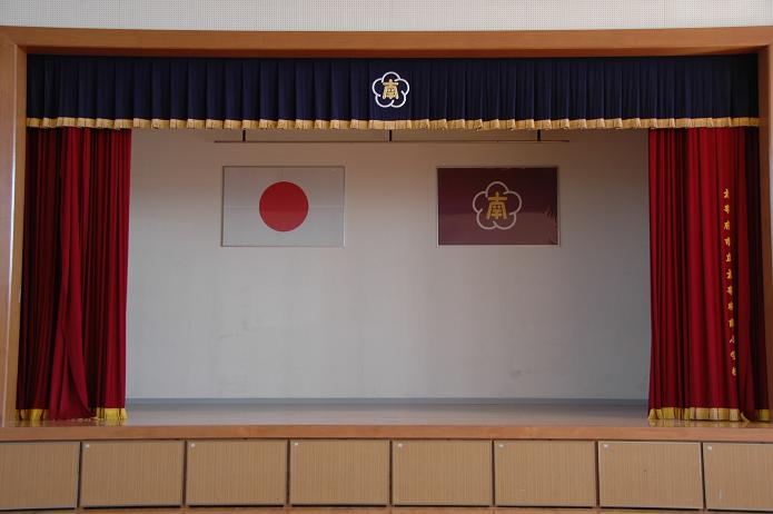 太宰府南小学校_a0042310_18363673.jpg