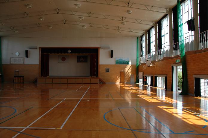 太宰府南小学校_a0042310_18374539.jpg