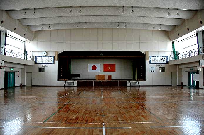 水城小学校_a0042310_1856654.jpg