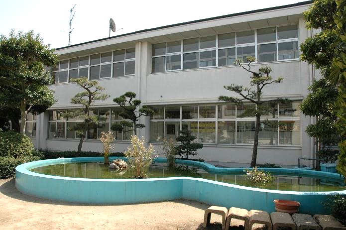 水城西小学校_a0042310_1947828.jpg