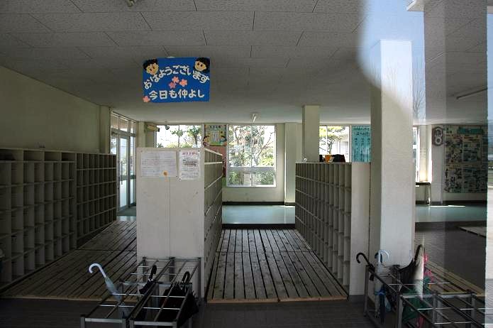 水城西小学校_a0042310_19481391.jpg