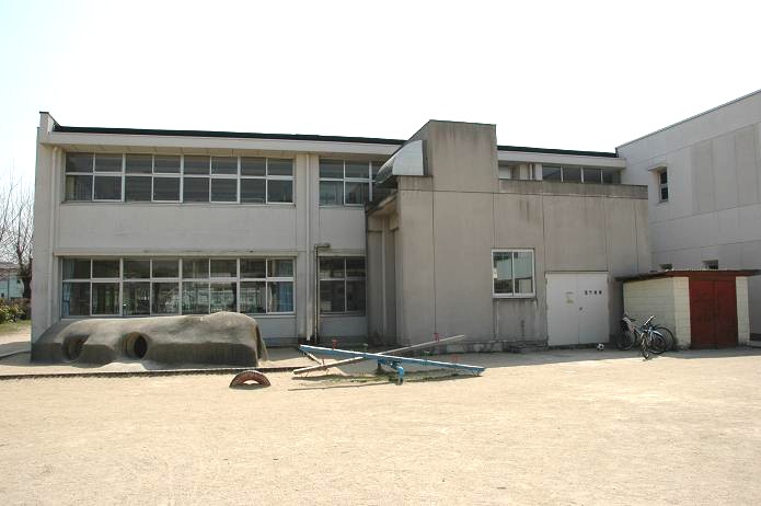 水城西小学校_a0042310_194924.jpg