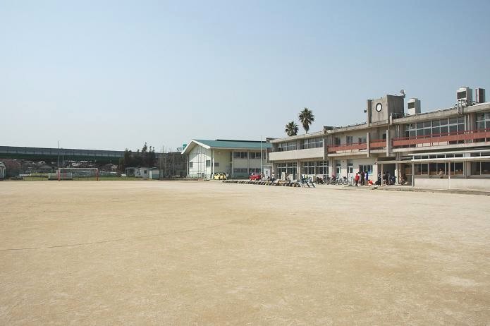 水城西小学校_a0042310_19533079.jpg