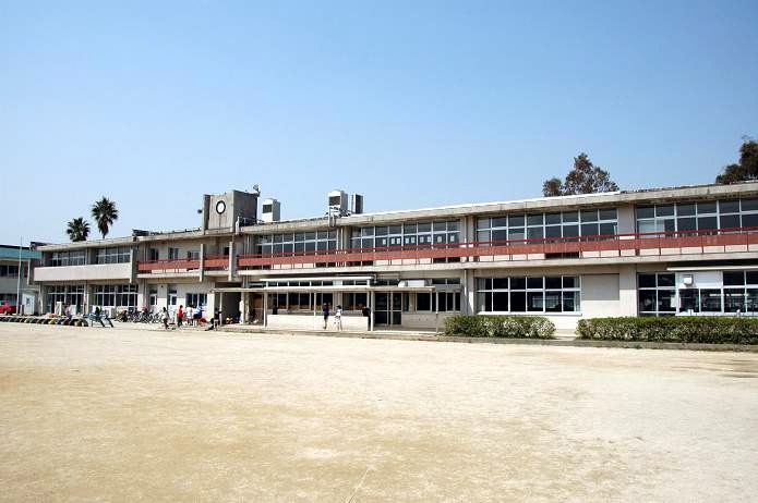 水城西小学校_a0042310_1954360.jpg