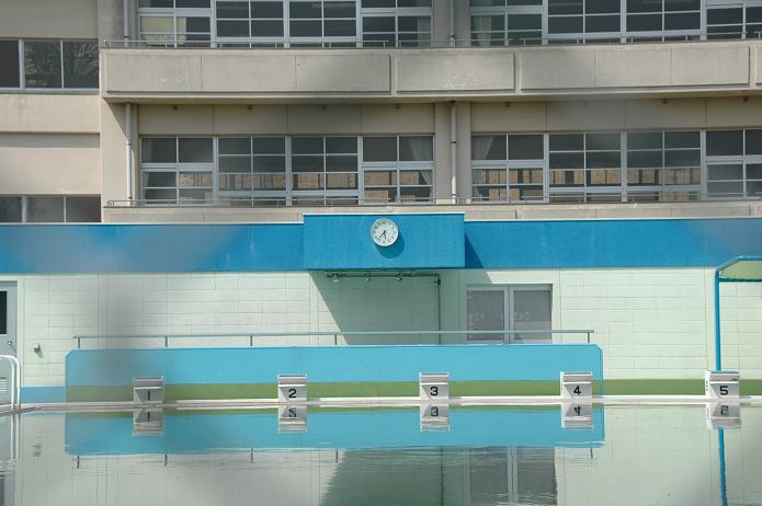 国分小学校_a0042310_20251376.jpg