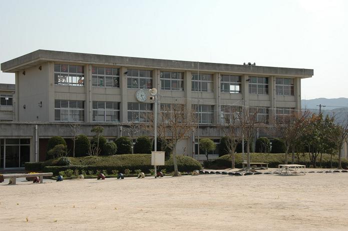 太宰府西小学校_a0042310_2045514.jpg