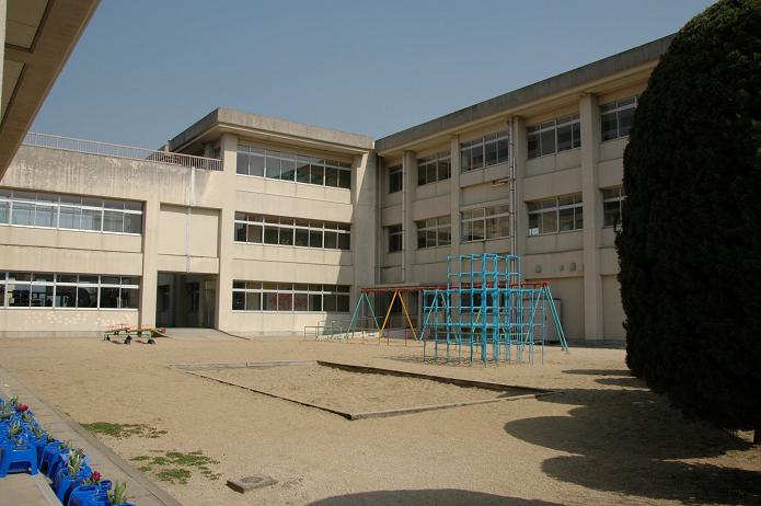 太宰府西小学校_a0042310_207087.jpg