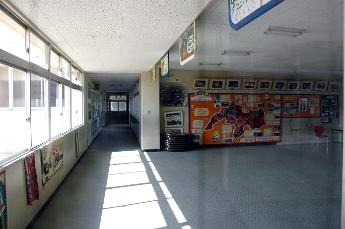 太宰府西小学校_a0042310_2083882.jpg