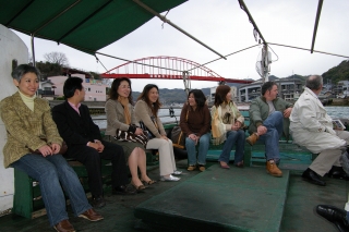スペインの客人と音戸の旅 最終回 渡し船と銭湯_a0033733_92329.jpg