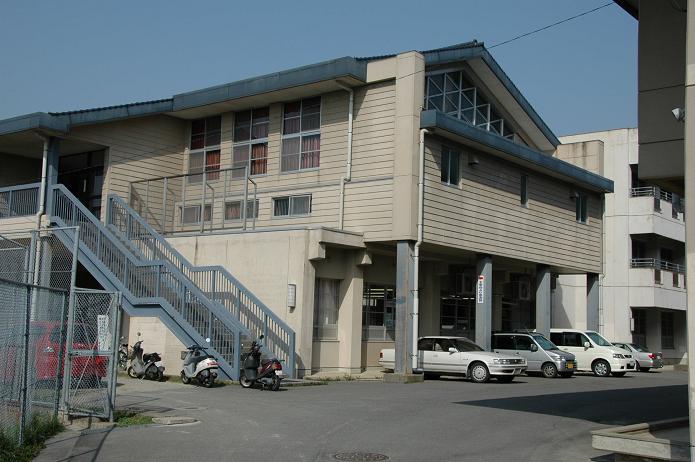 太宰府中学校_a0042310_8241944.jpg