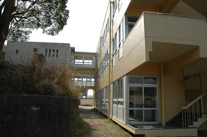 太宰府中学校_a0042310_8291116.jpg