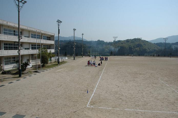 太宰府東中学校_a0042310_8391179.jpg