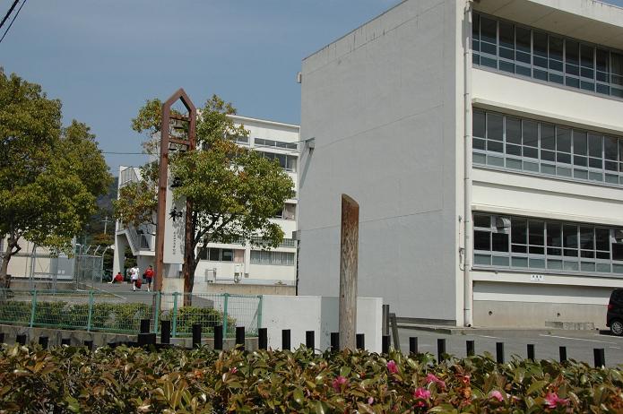 学業院中学校 (太宰府市)_a0042310_8563965.jpg