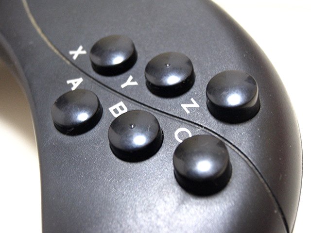 【レビュー】QuickShot USB X Pad(QS-6256)_c0004568_21283549.jpg
