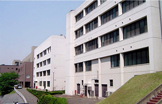 筑紫女学園大学･短期大学_a0042310_2032813.jpg