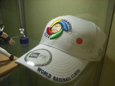 WBCグッズをゲット!_f0088456_1071076.jpg