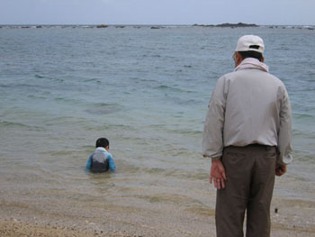 海へ一直線!_e0028387_22364840.jpg