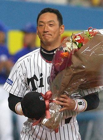 阪神タイガース 金本知憲 フルイニング出場の世界記録達成 阪神タイガース 金本知憲 フルイニング出場の世界記録達成