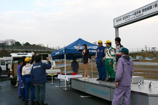 KART RACE IN SUZUKA　2006 全日本カート選手権 西地域 第1戦の結果です！_e0067356_17314922.jpg