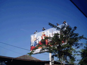 d0038319_911164.gif