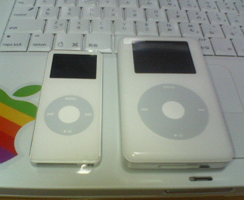 iPod nano来ました！_e0009060_18292757.jpg