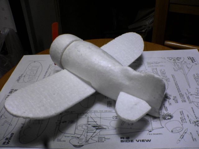 AERO WINGS メカ と発泡スチロール_d0067943_21311965.jpg