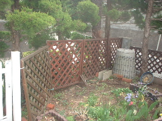フェンス工事_f0031037_16564369.jpg
