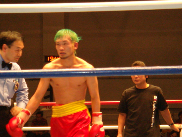 亀田!俺はお前のかませ犬じゃないぞ！タイ人、弁慶に一矢」4.17後楽園