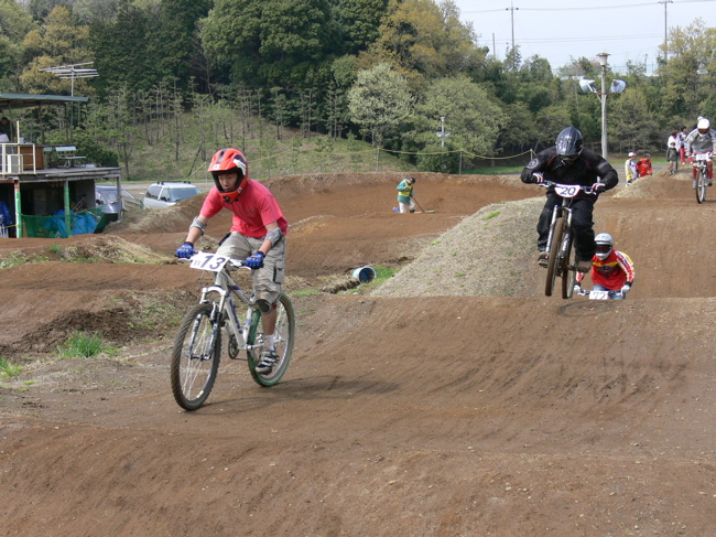 JOSF緑山４月定期戦 BMX、MTB予選の画像タレ流しBMXパウダー、エキスパート、エリートクラスを除く_b0065730_10114040.jpg