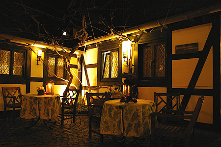 ドイツ旅行 ~古城ホテルⅡ~_c0024345_10555119.jpg
