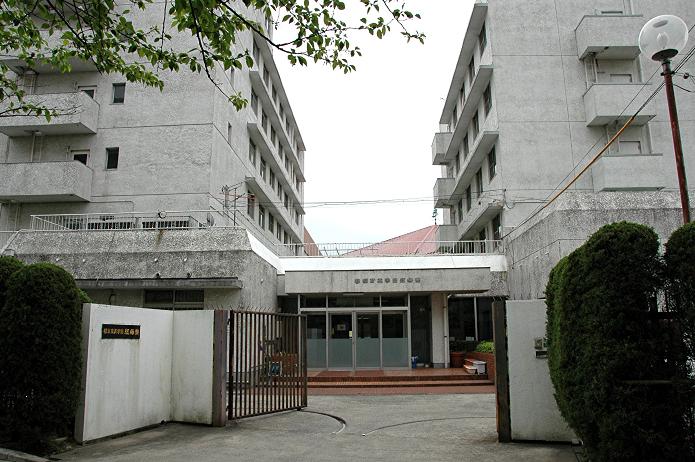 日本経済大学・保育短大・福祉大学_a0042310_19595372.jpg