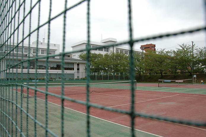日本経済大学・保育短大・福祉大学_a0042310_20134537.jpg