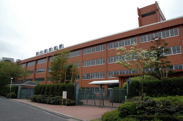 日本経済大学・保育短大・福祉大学_a0042310_2032727.jpg