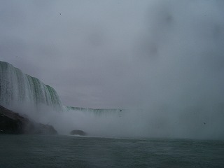 Niagara Falls_a0040554_818375.jpg