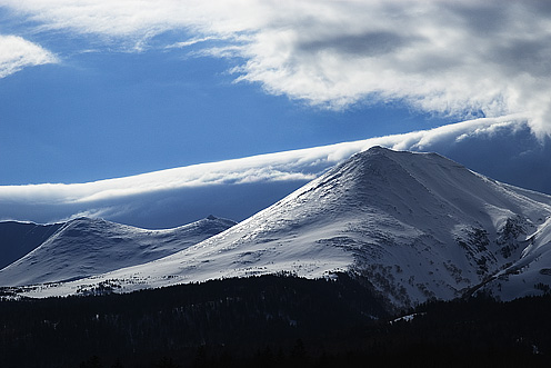 春の山。_e0025030_17324169.jpg