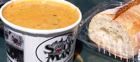 NY No1のスープ屋さん -The original Soup Man_b0007805_243432.jpg