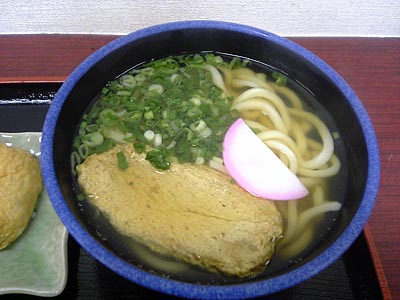 かけはし（JR松山駅）の じゃこてんうどん_f0056567_181642100.jpg