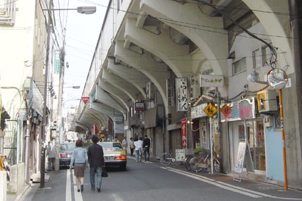 b0041903_2254242.gif