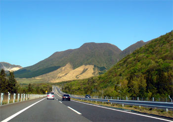 里帰り。_e0044139_2347856.jpg