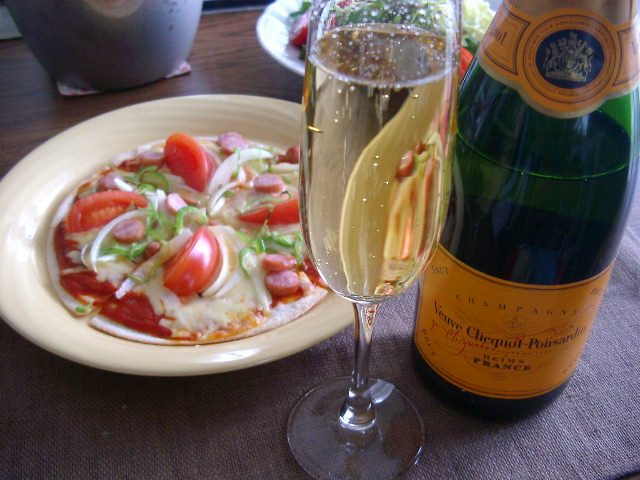 本日は昼泡・・　Veuve Clicquot Ponsardin_b0092678_128761.jpg