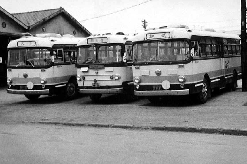 国鉄バスの写真30 : UY 76