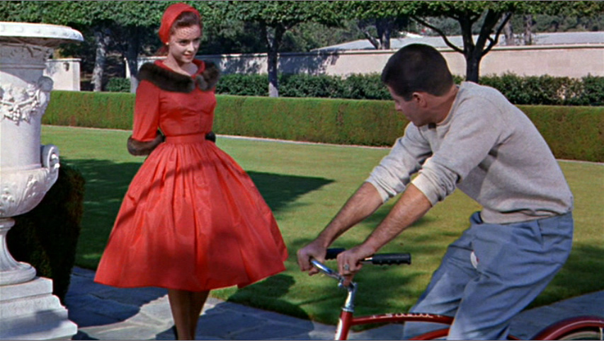 アナ・マリア・アルバゲッティ（Anna Maria Alberghetti）「底抜けシンデレラ野郎」（1960年） 夜ごとの美女