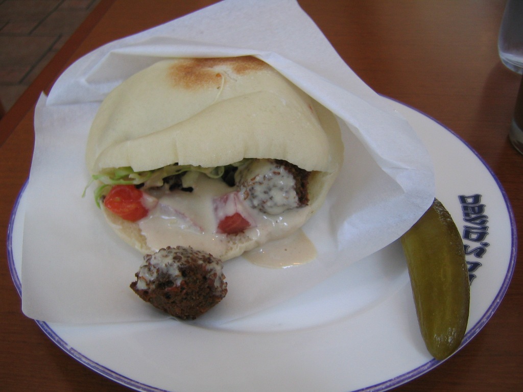 手軽なイスラエル料理~DAVID\'S DELI(デビットデリ)~_f0040321_17305440.jpg