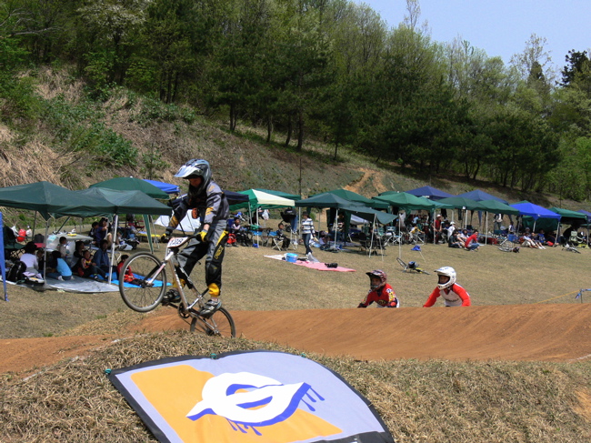 2006.5.5中越チャレンジカップinKanayasanJoetsu VOL4 MTB、BMX年齢別クラス予選画像タレ流し_b0065730_2139339.jpg