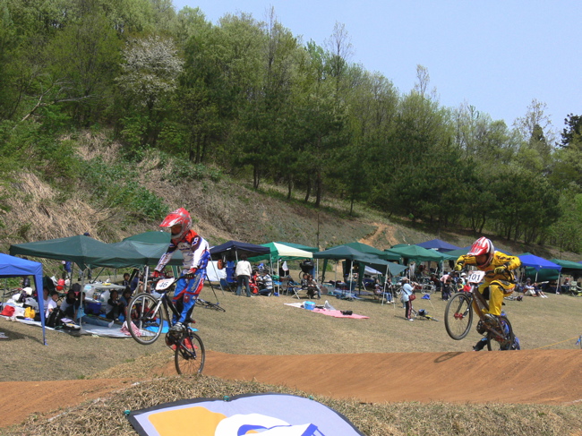 2006.5.5中越チャレンジカップinKanayasanJoetsu VOL4 MTB、BMX年齢別クラス予選画像タレ流し_b0065730_21441671.jpg